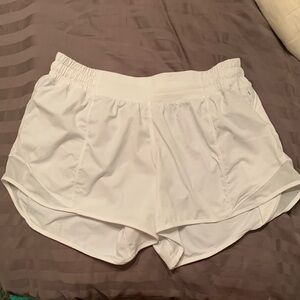 Lululemon Hotty hot low rise 2.5